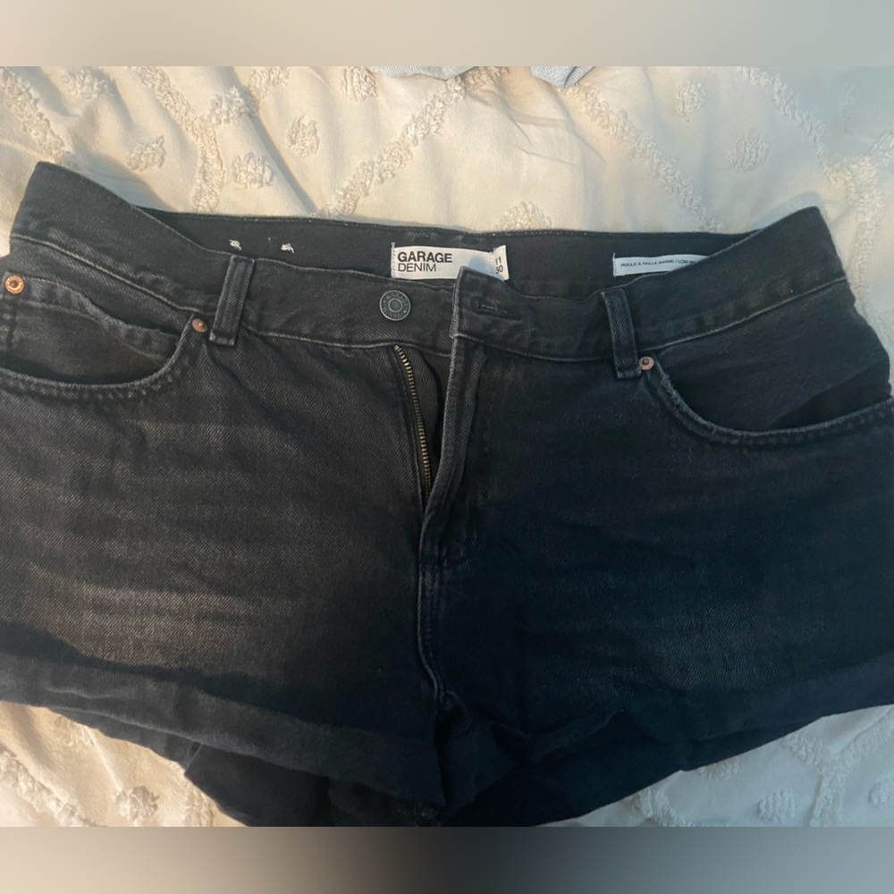 TWO JEAN SHORTS